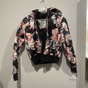Lorna jane Bomber jacket